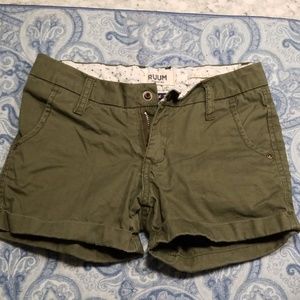 Rum girls shorts size 6